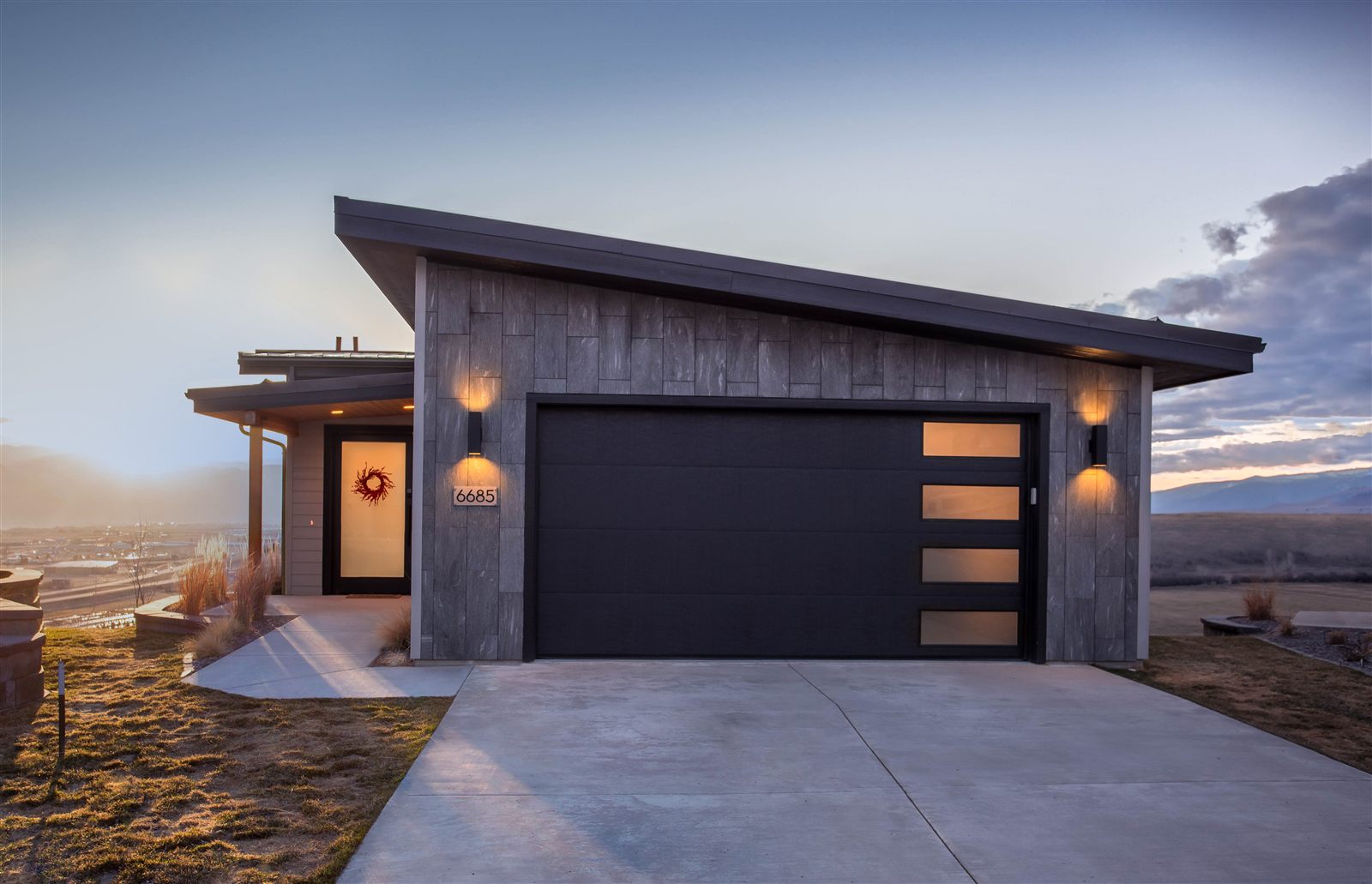 Modern Missoula home photographed at twilight by PMZ Photography